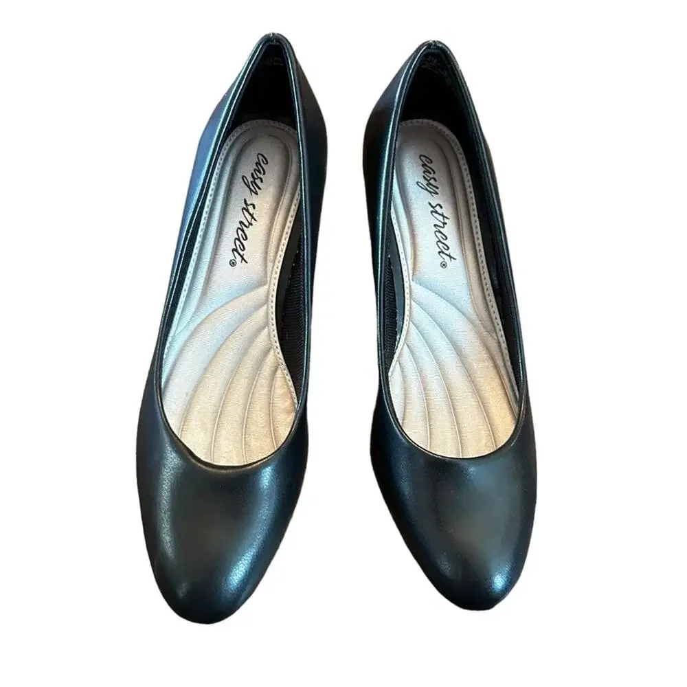 Easy Street Fabulous Comfort Heel Pump in Black NEW Size 6 Narrow